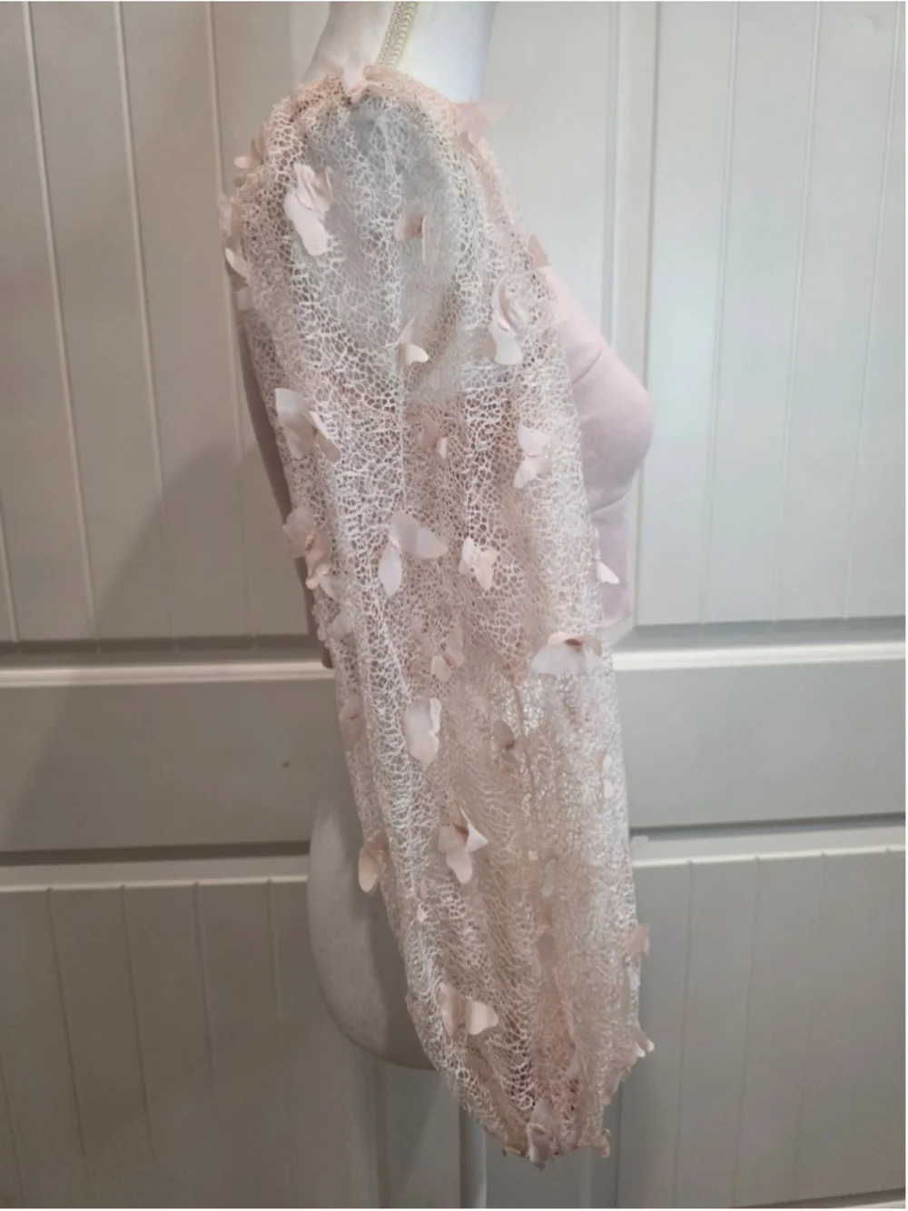 Free People Intimately Baby Pink Butterfly Lace Sleeve Crop Top Sz L Cottagecore